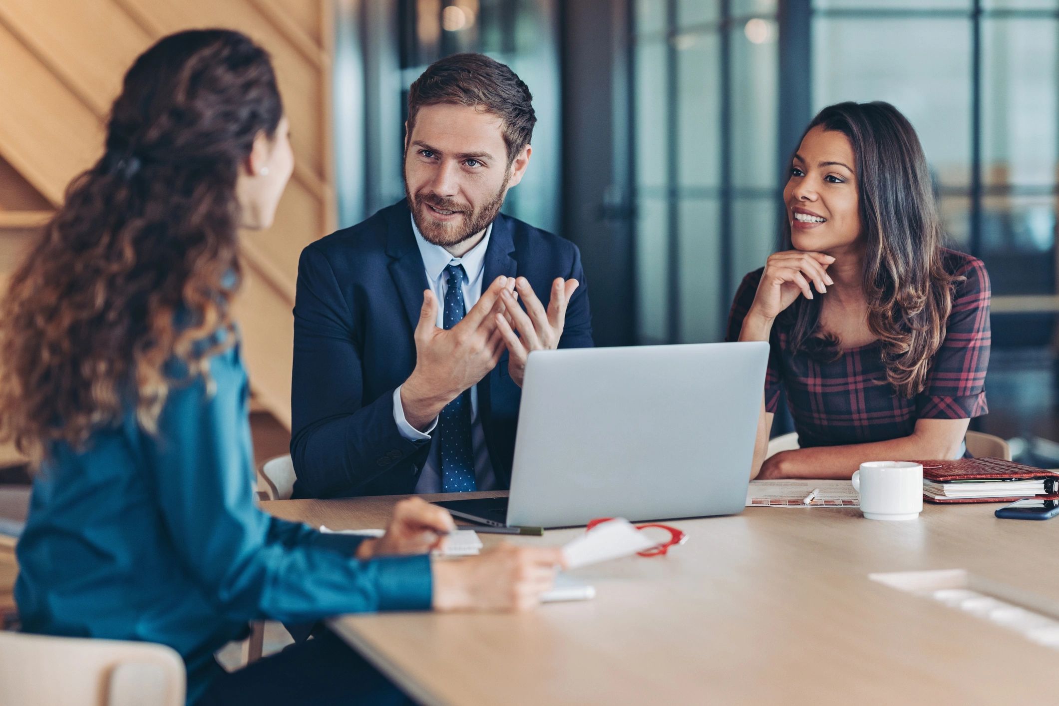Marketing consulting team meeting in a modern office